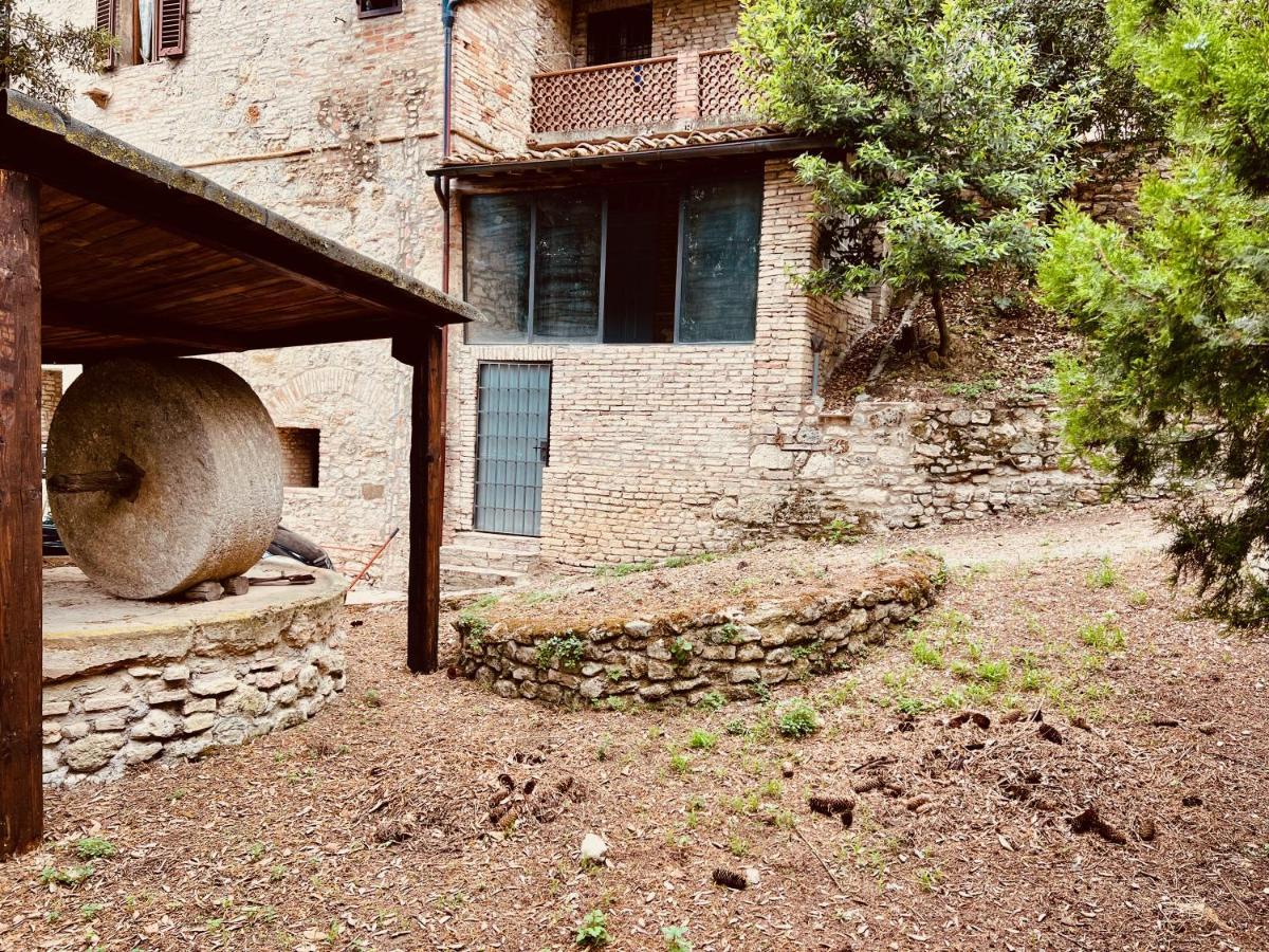 Le Fonti Di San Gimignano Lägenhet Exteriör bild