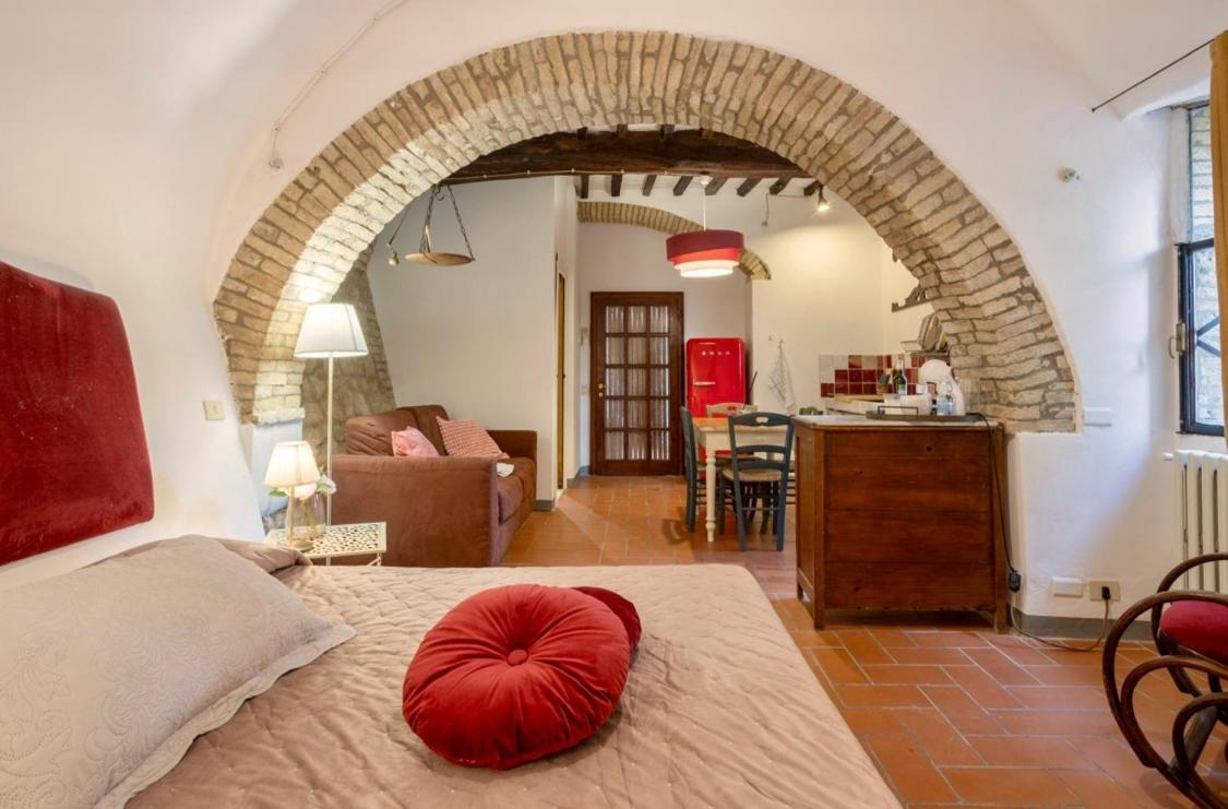 Le Fonti Di San Gimignano Lägenhet Exteriör bild